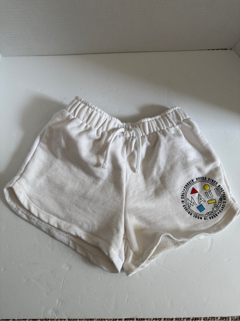 Zara White Kids Little Girls Shorts with Colorful Patch size 6
